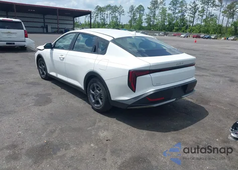 2025 Kia K4 Lxs from USA, damaged, VIN 3KPFT4DE6SE014588